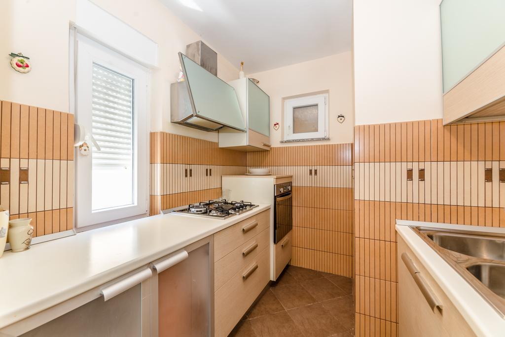 Paula Apartments Vir Eksteriør bilde