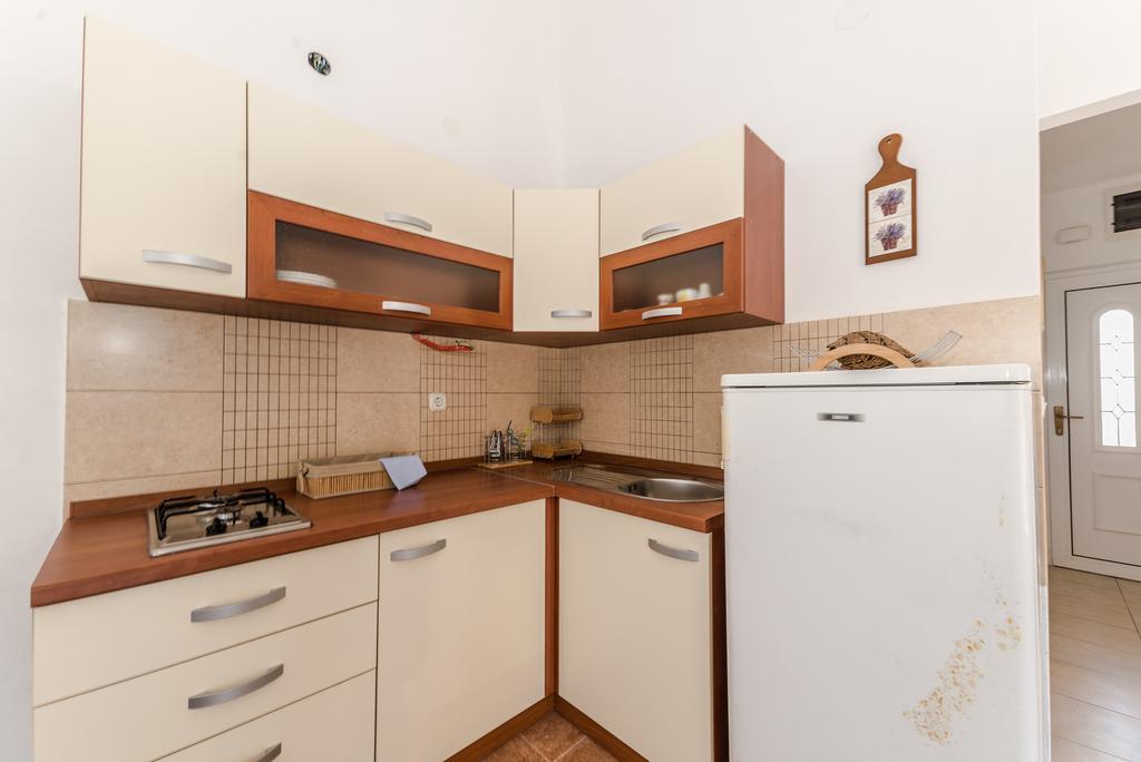 Paula Apartments Vir Eksteriør bilde